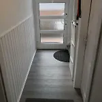 Tanja شقة لينداو